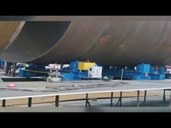 Montagem de torres eólicas offshore, soldagem, rotadores e leitos de rolos